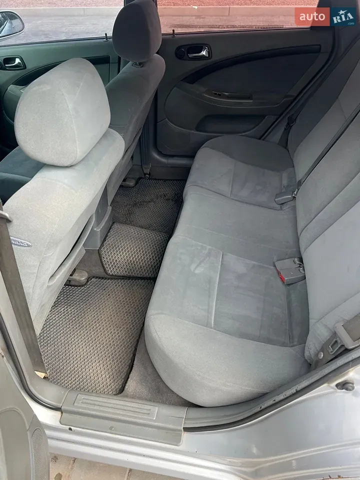Chevrolet Nubira 2005 photo 4