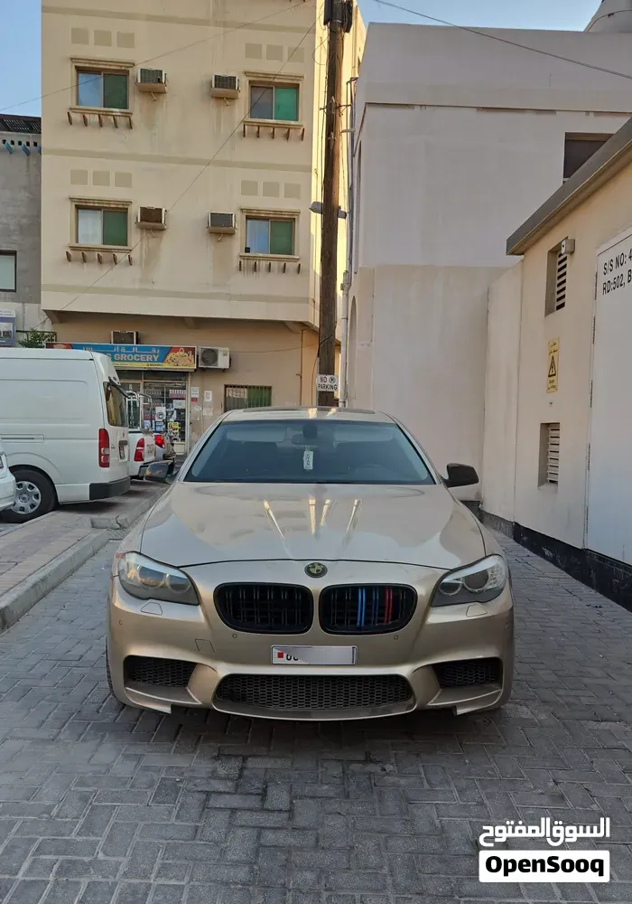 BMW 5 Series 2011 photo 4