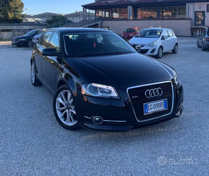Audi A3 2011 photo 2