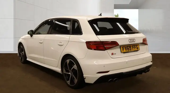 Audi S3 2019 photo 3