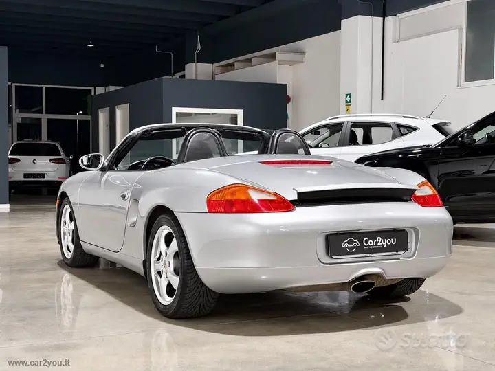 Porsche Boxster 2001 photo 2
