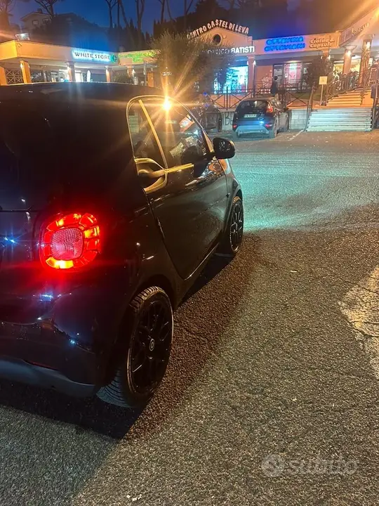 Smart Fortwo 2018 photo 4