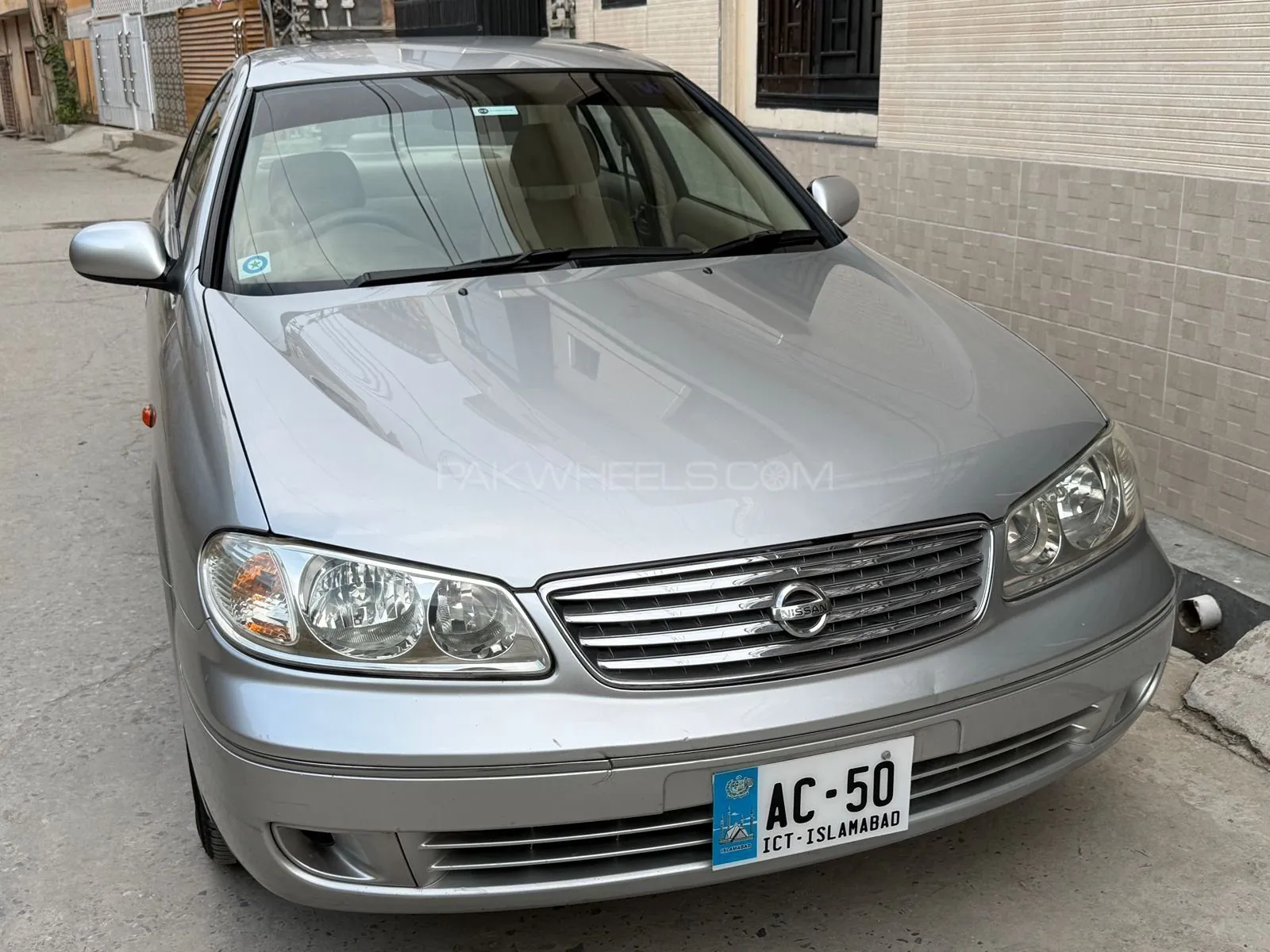 Nissan Sunny