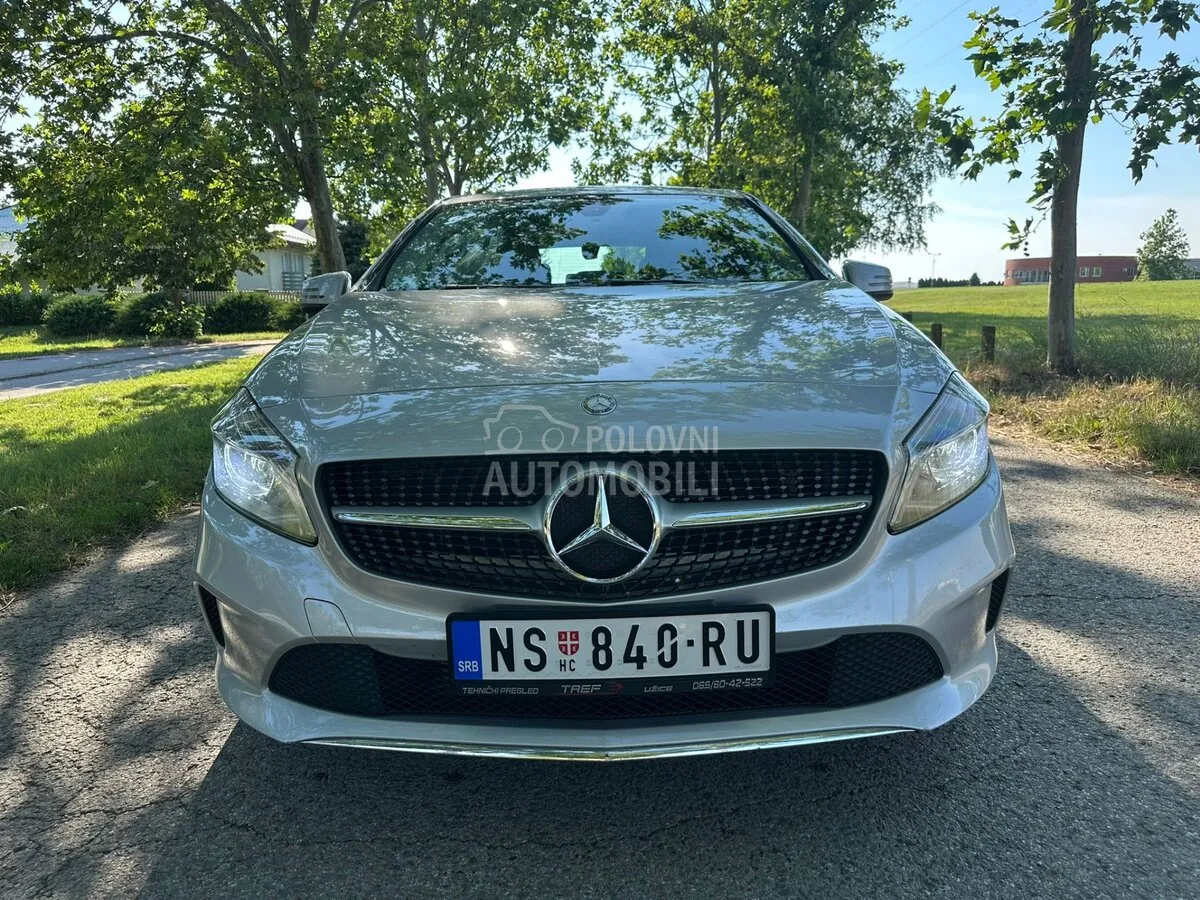 Mercedes-Benz A 200 2015 photo 2