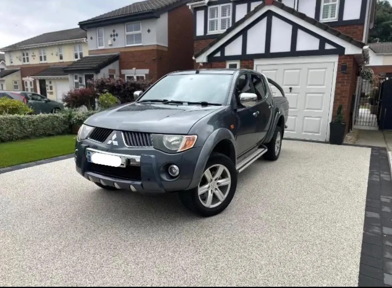 Mitsubishi L200