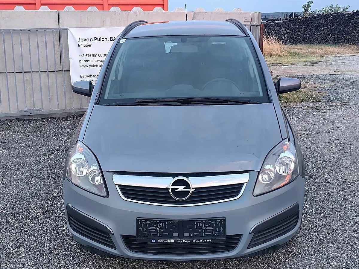 Opel Zafira 2006 photo 2