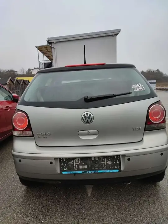 Volkswagen Polo 2007 photo 2