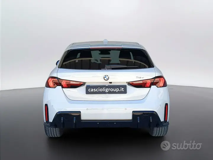 BMW 1 Series 2025 photo 5
