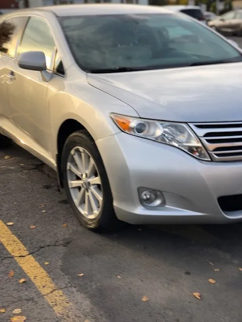 Toyota Venza 2011 photo 2