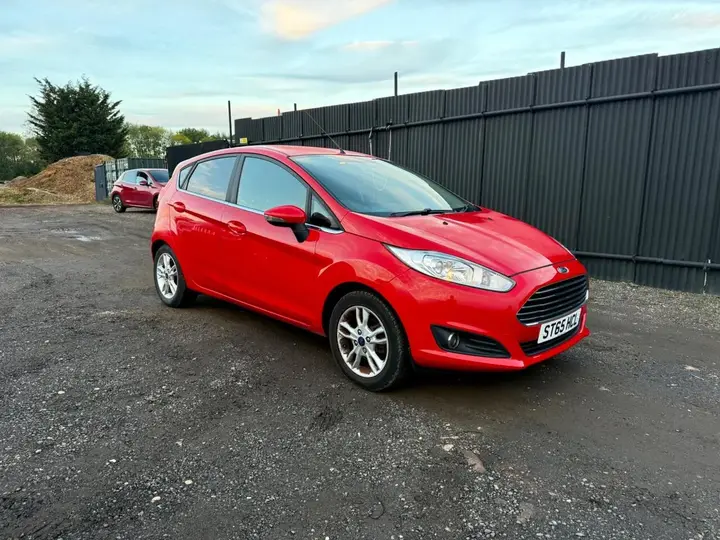 Ford Fiesta 2015 photo 4