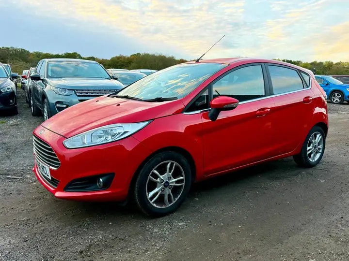 Ford Fiesta 2015 photo 5