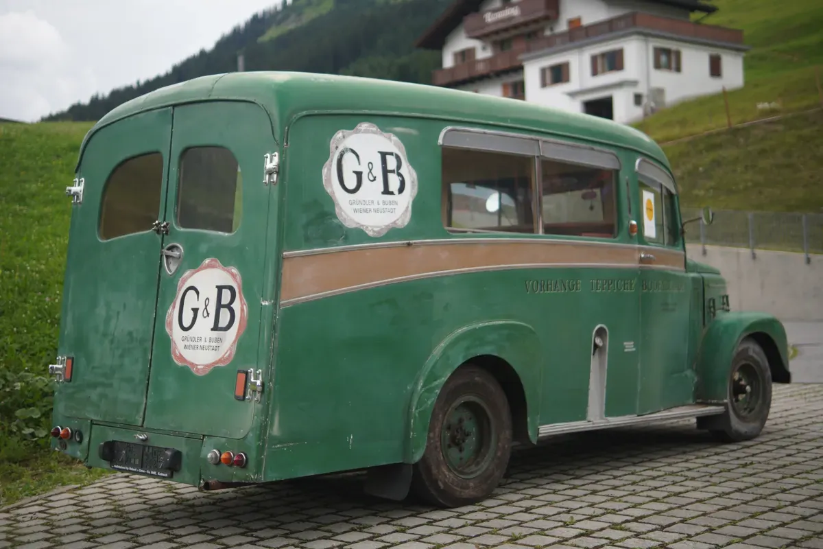 Morris 1 1/2 To Bus 1956 photo 3