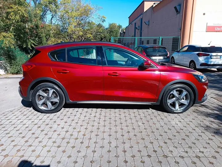 Ford Focus 2020 photo 4