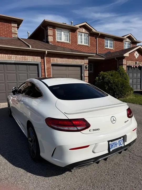 Mercedes-Benz C300 Coupe 2019 photo 3