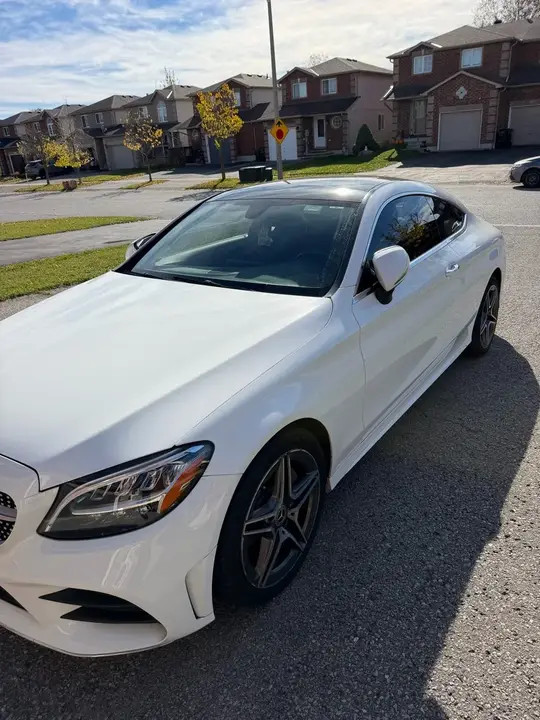 Mercedes-Benz C300 Coupe 2019 photo 2