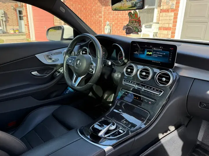Mercedes-Benz C300 Coupe 2019 photo 5