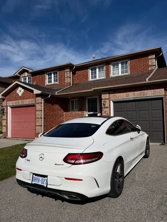 Mercedes-Benz C300 Coupe 2019 photo 4