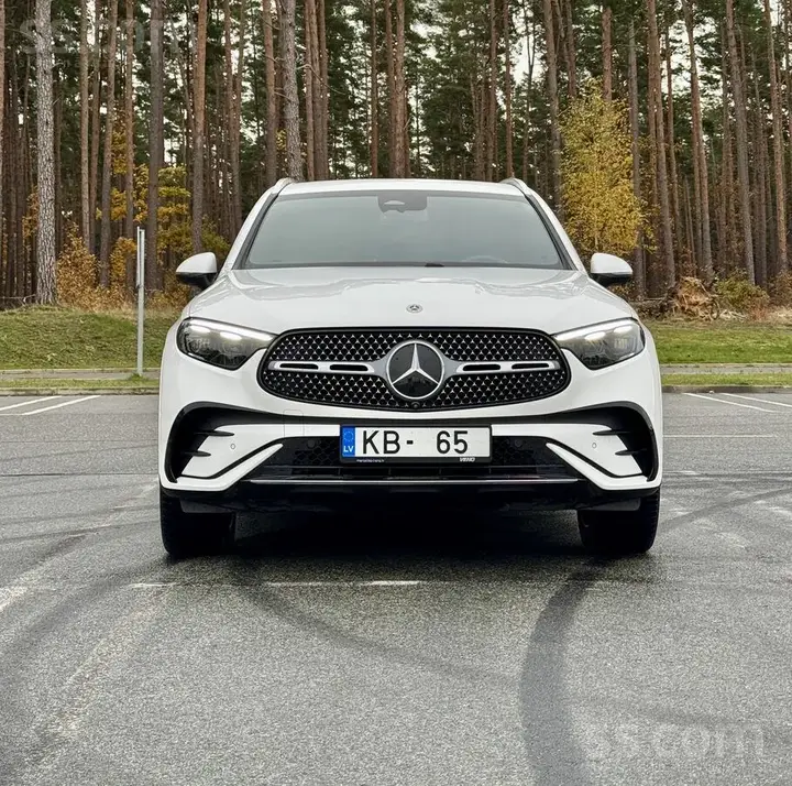 Mercedes-Benz Glc 200 2026 photo 3