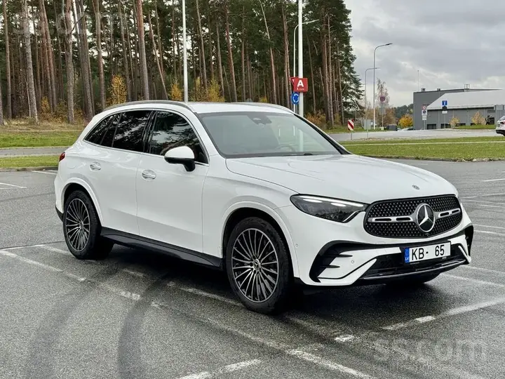 Mercedes-Benz Glc 200 2026 photo 4