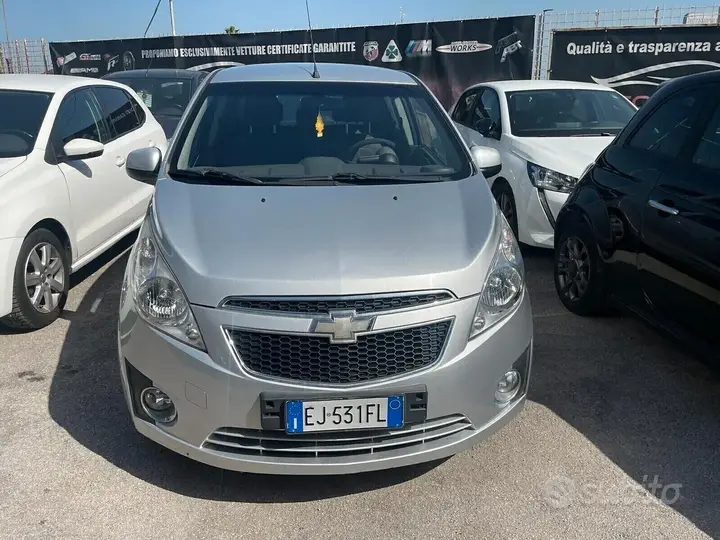 Chevrolet Spark 2011 photo 2