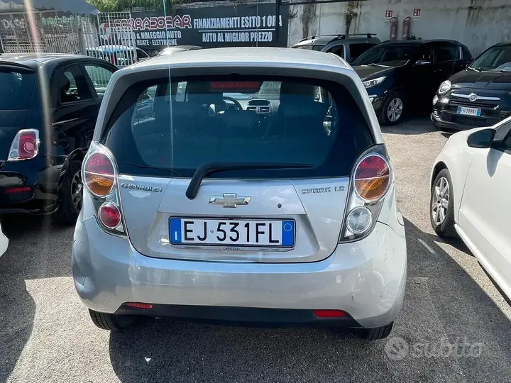 Chevrolet Spark 2011 photo 4