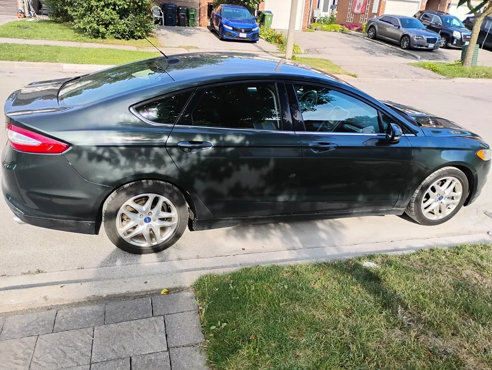Ford Fusion 2015 photo 3