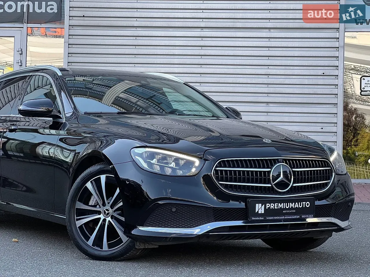 Mercedes-Benz E-Class 2022 photo 4
