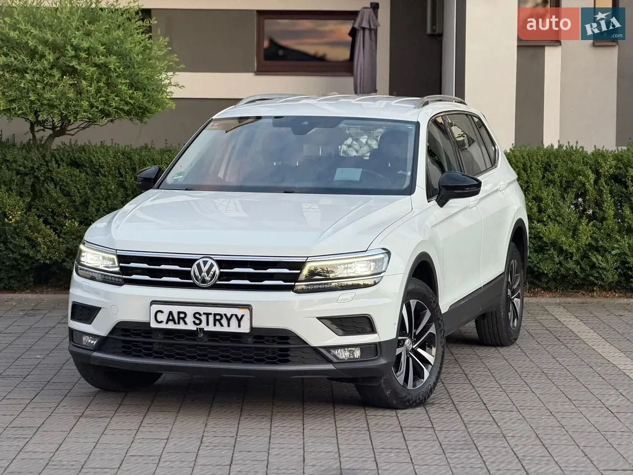Volkswagen Tiguan 2020 photo 2