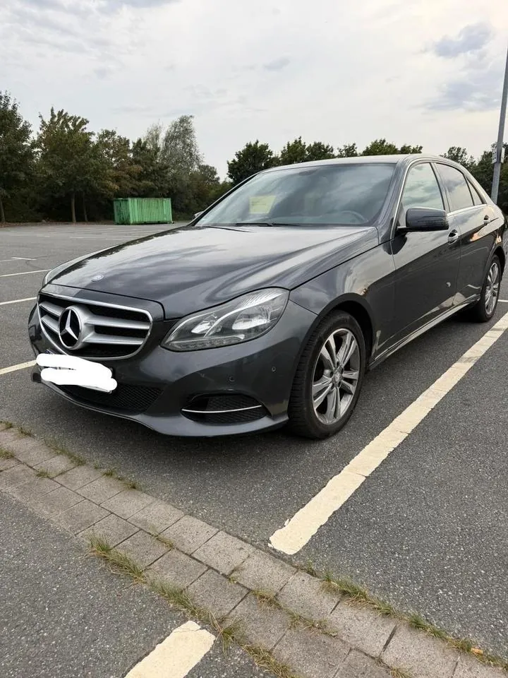 Mercedes-Benz E 200
