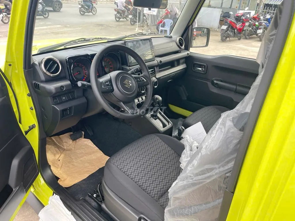 Suzuki Jimny 2024 photo 5