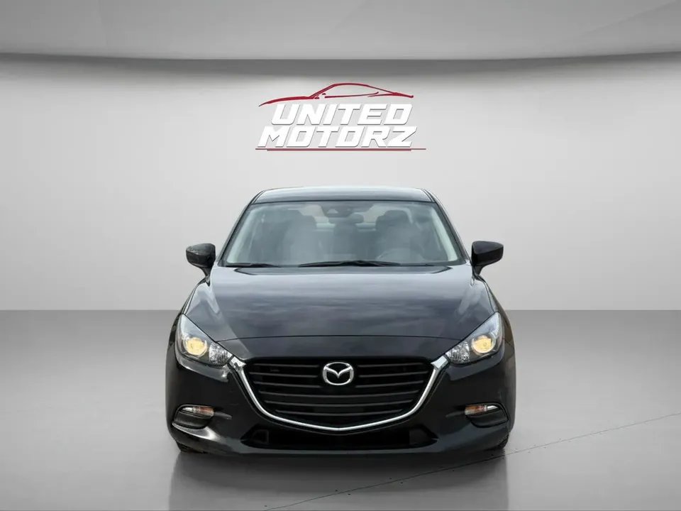 Mazda Mazda3 2018 photo 3