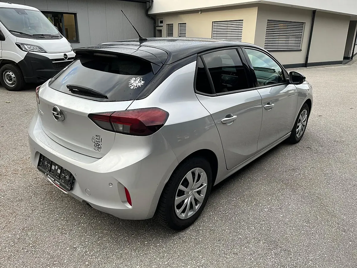 Opel Corsa 2023 photo 3