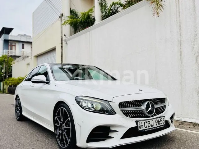 Mercedes-Benz C200 2019 photo 3