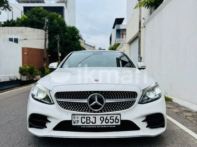 Mercedes-Benz C200
