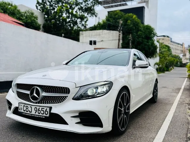 Mercedes-Benz C200 2019 photo 2