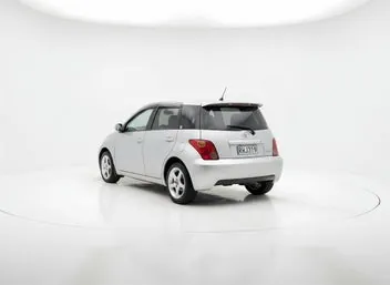 Toyota Ist 2002 photo 4