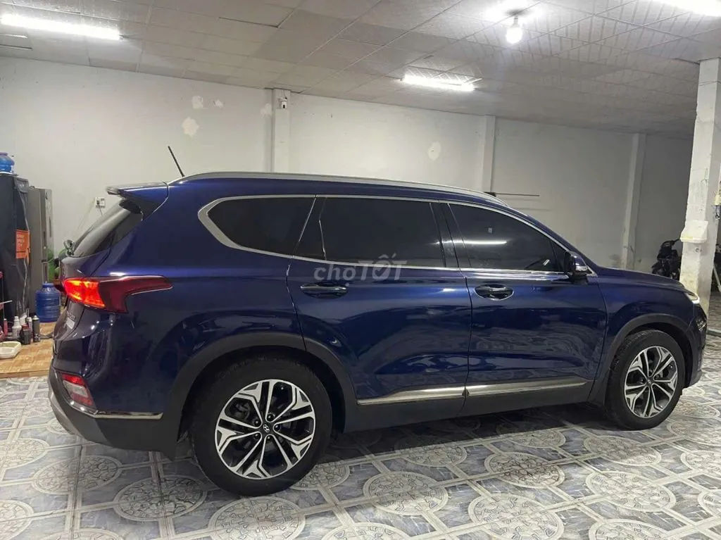 Hyundai Santa Fe 2019 photo 2