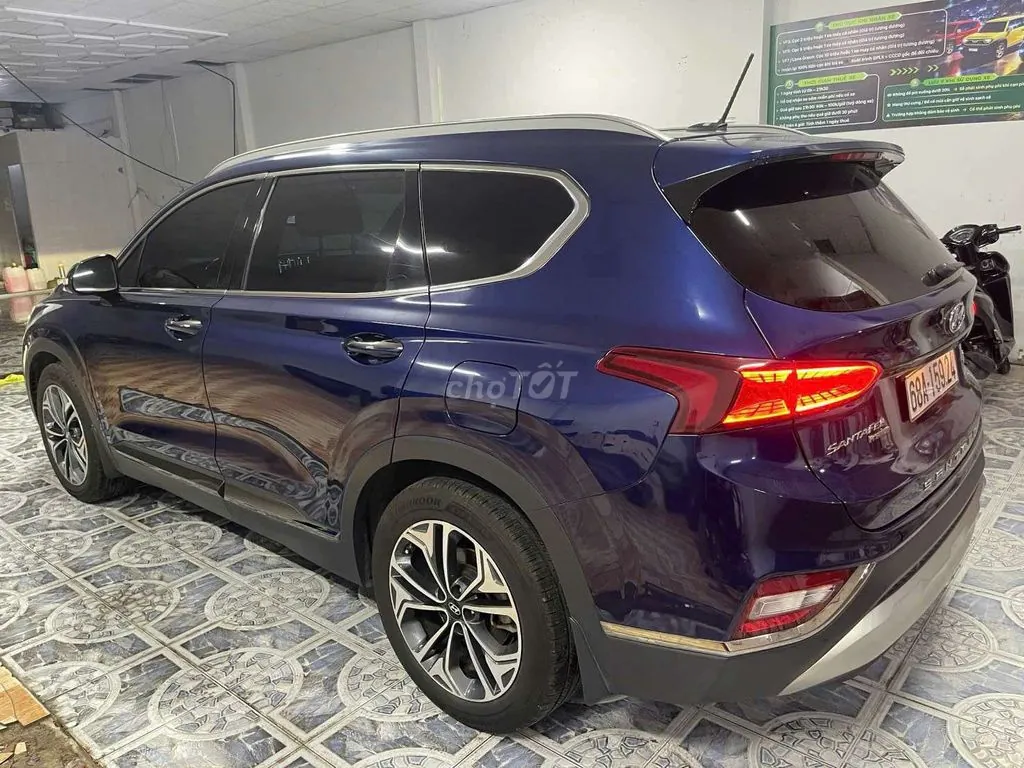 Hyundai Santa Fe 2019 photo 3