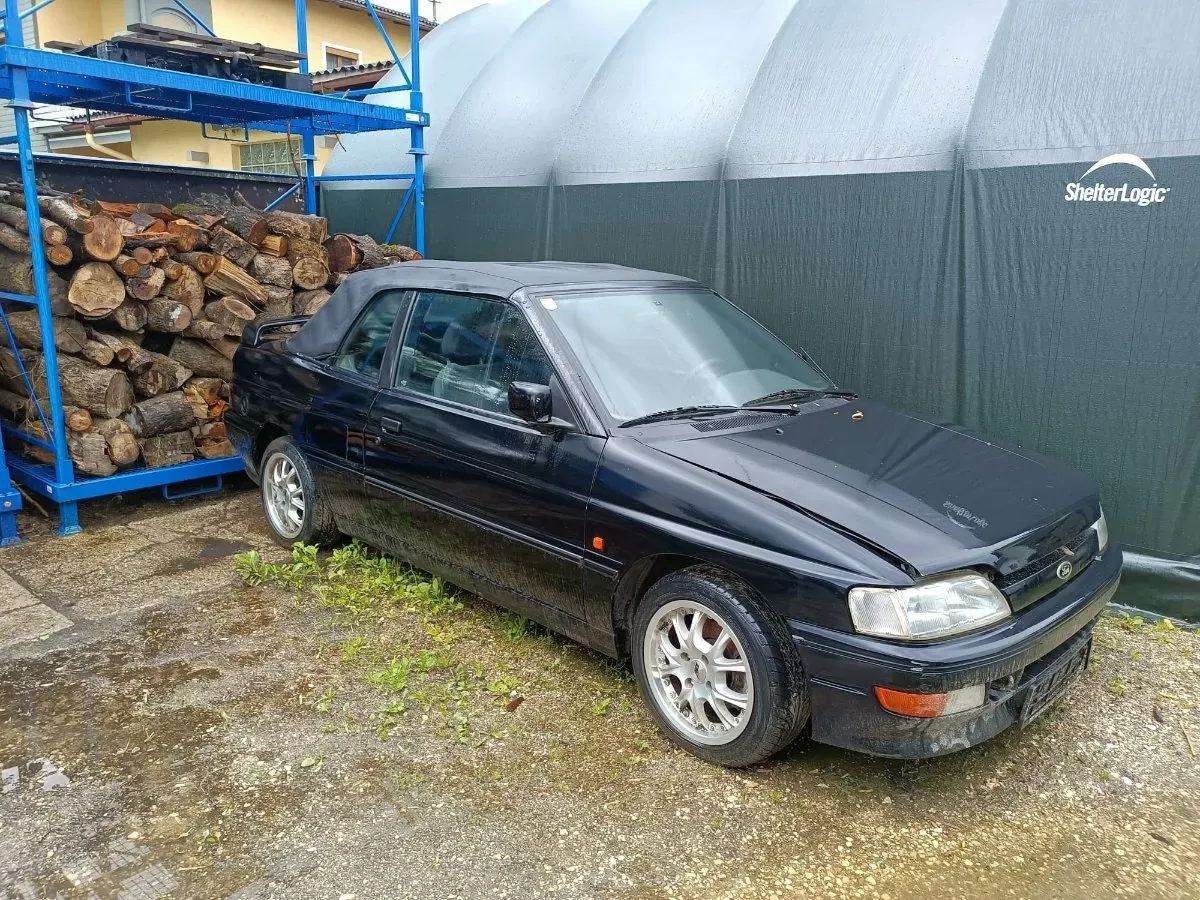 Ford Escort 1992 photo 2