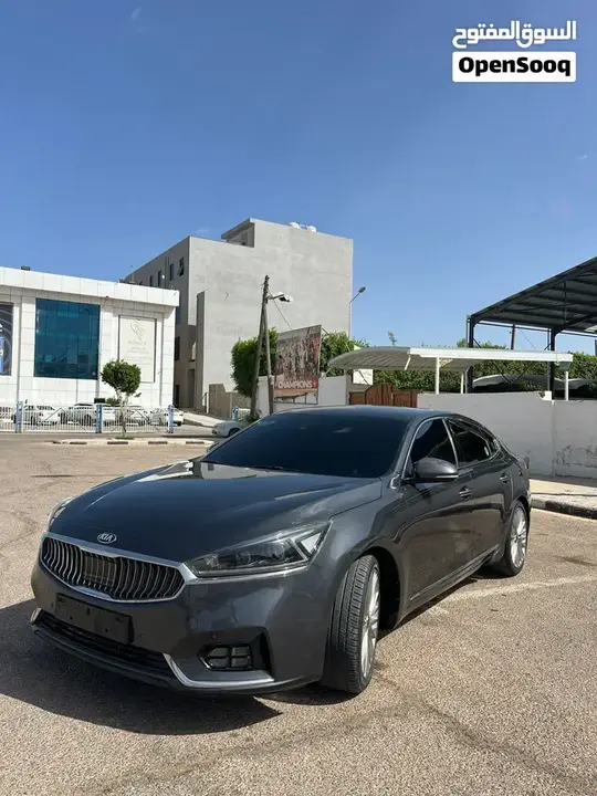 Kia Cadenza 2017 photo 2