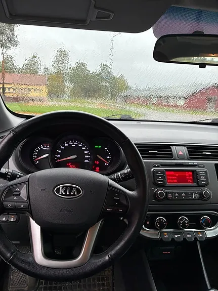 Kia Rio 2012 photo 3