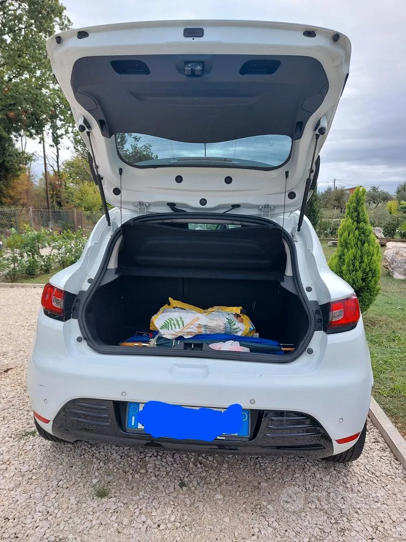 Renault Clio 2018 photo 2