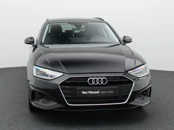 Audi A4 2022 photo 3