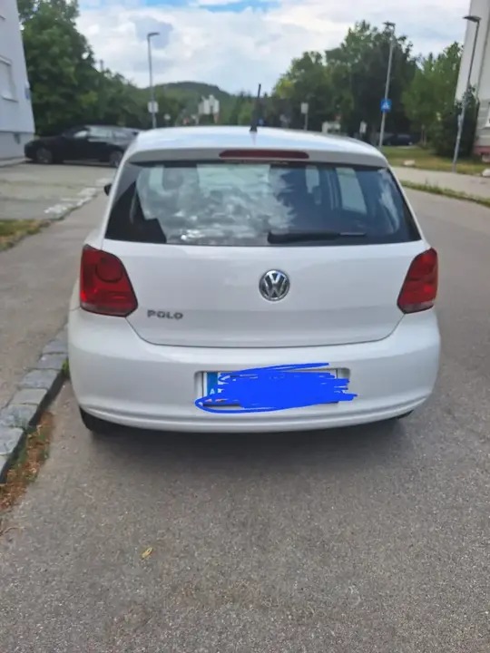 Volkswagen Polo 2011 photo 3