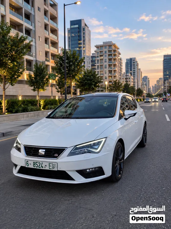 Seat Leon 2019 photo 2