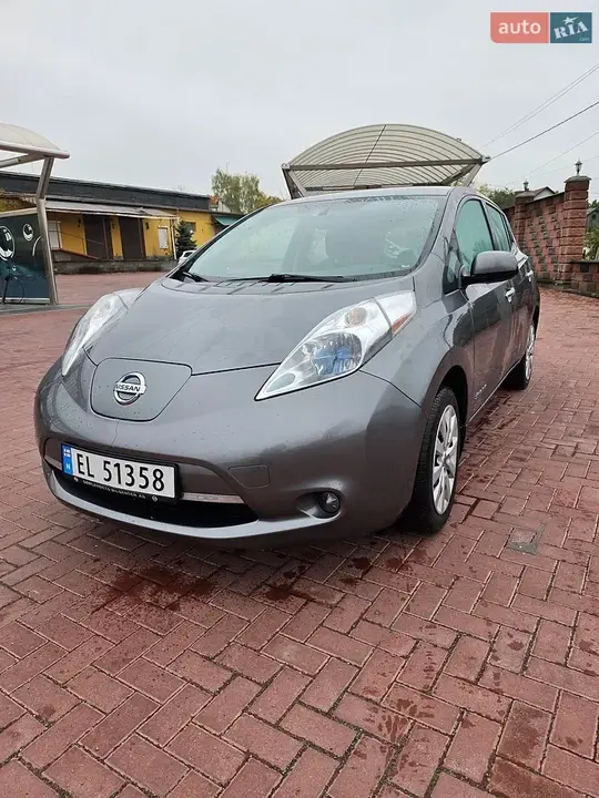 Nissan Leaf 2014 photo 4