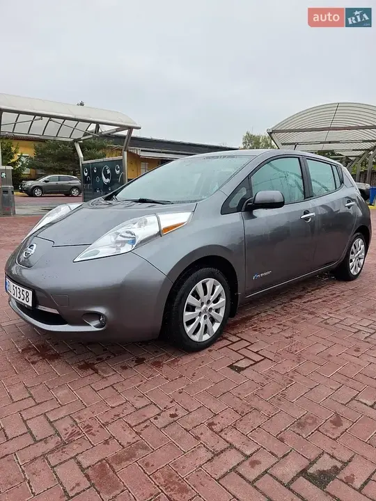 Nissan Leaf 2014 photo 3