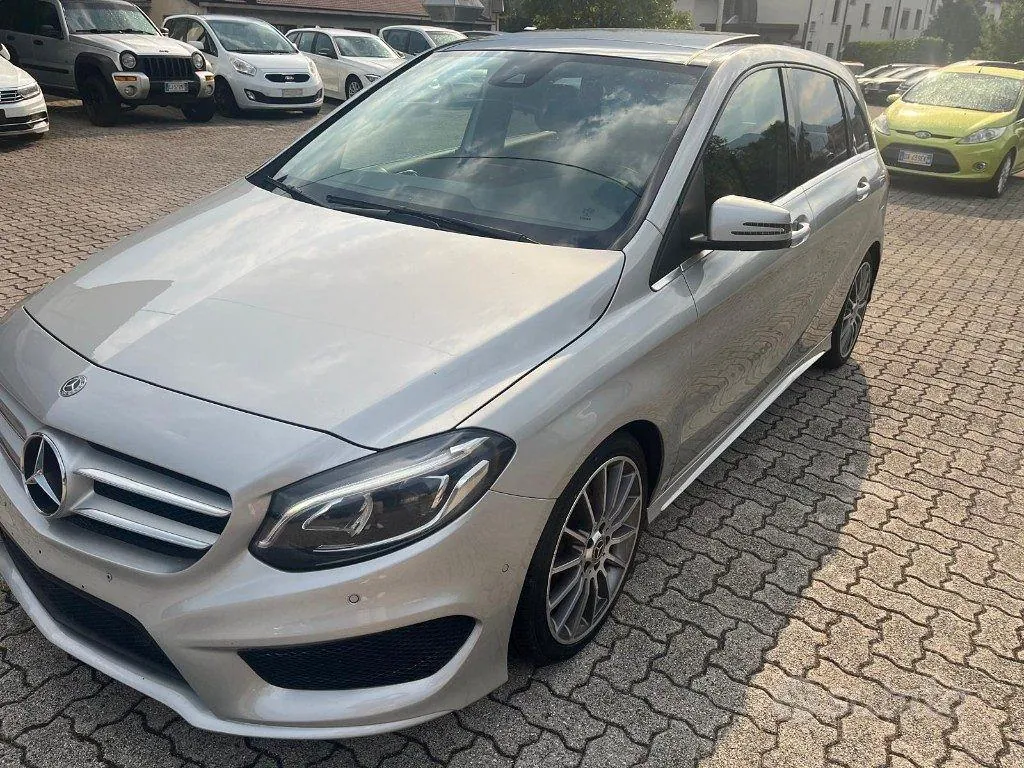Mercedes-Benz B 200 D 2017 photo 2