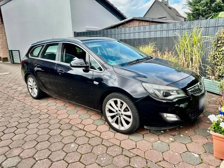 Opel Astra J