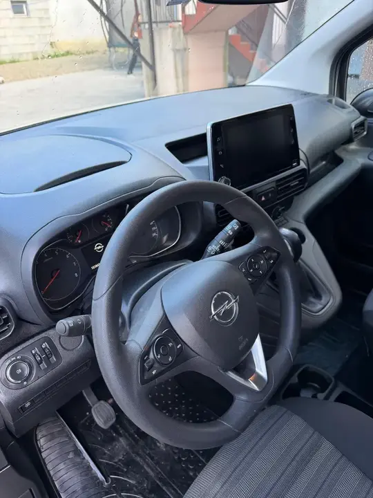 Opel Combo 2020 photo 2